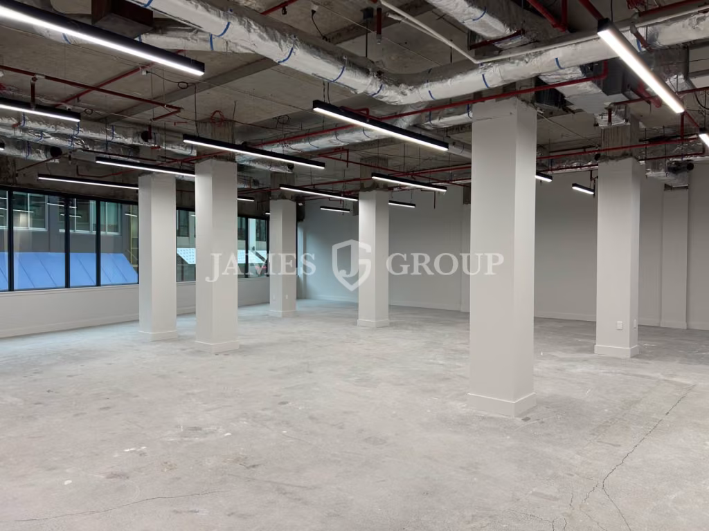 Plaza Level Office In The Heart Of The Cbd