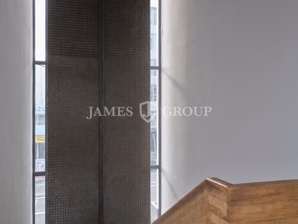 Work With Owner To Achieve Your Dream Office
