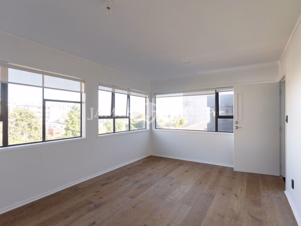 City Fringe Warehouse/office Combo