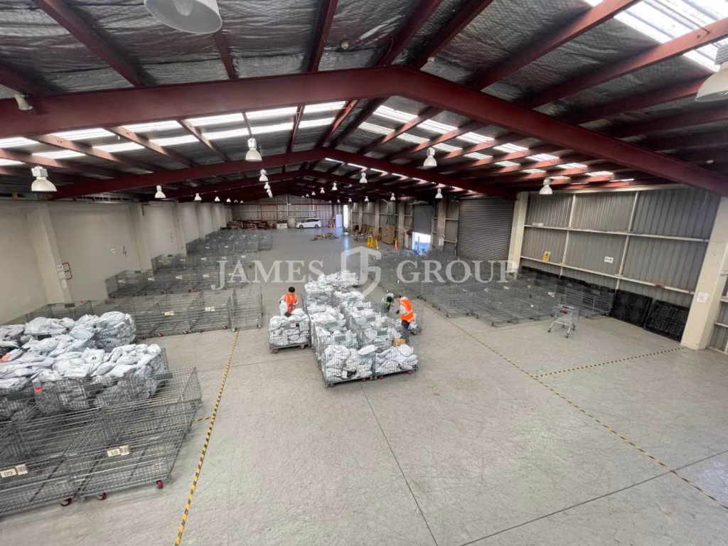 Prime Motorway Access W Massive Power | 1,640m²