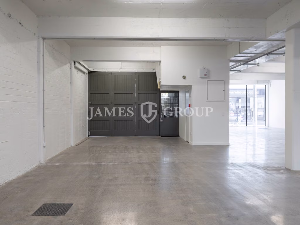 Showroom Excellence – Brand New Refurb