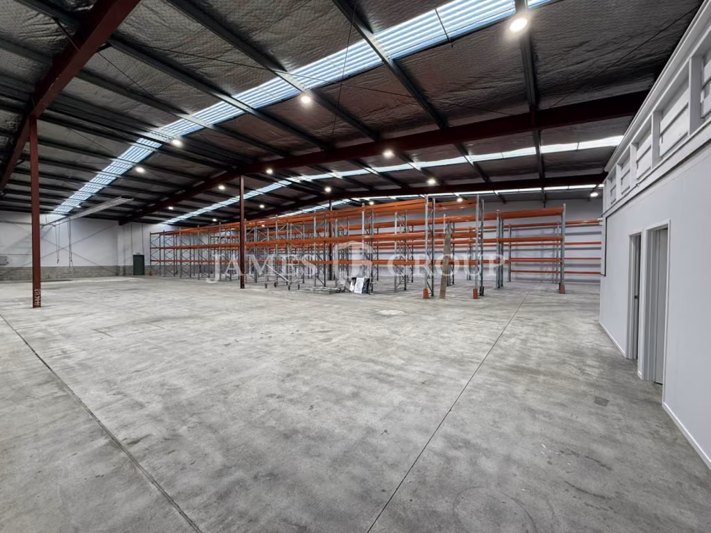 Versatile Industrial Warehouse | 1,502m²