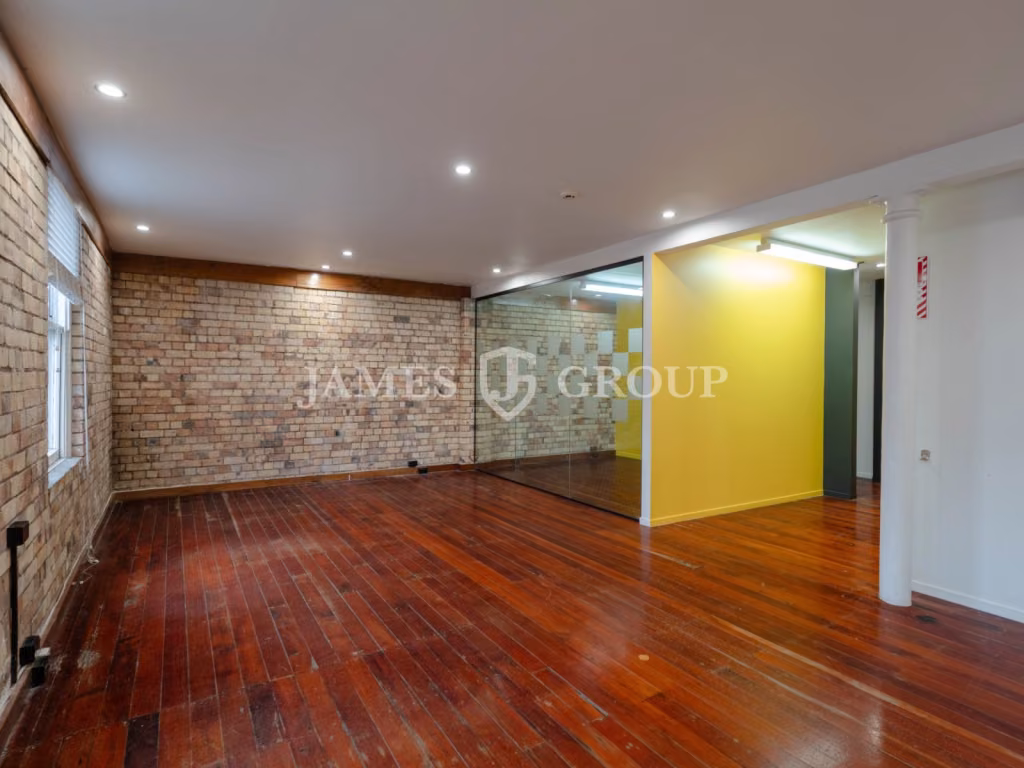127m² Eden Terrace Character Office
