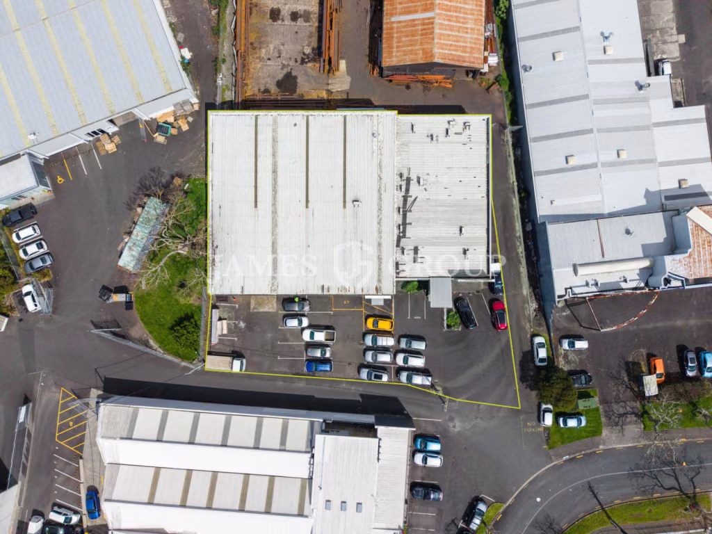 50 / 50 Warehouse & Office | 2 Mins From Motorway