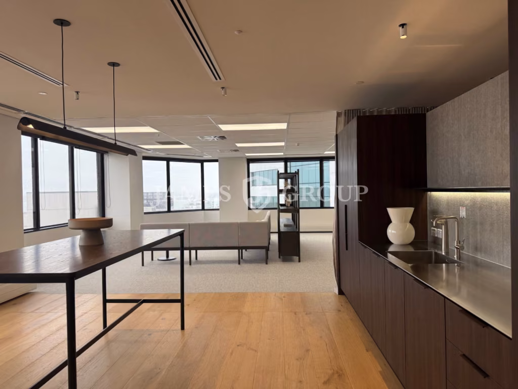 Level 10 Office With Full Fit-out – Commercial Bay