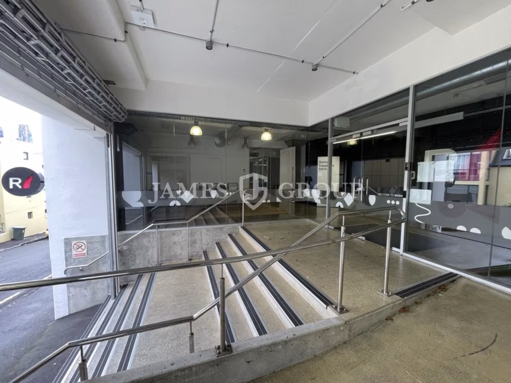 Stunning Fitted Parnell Office