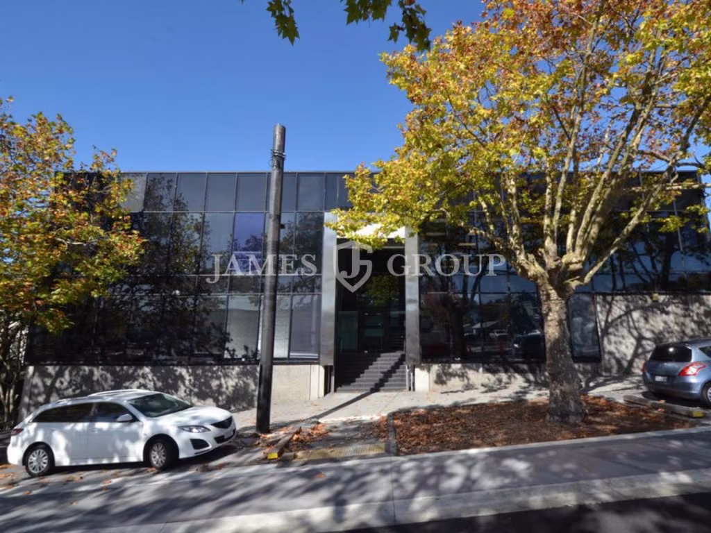 Iconic Franklin Road Office