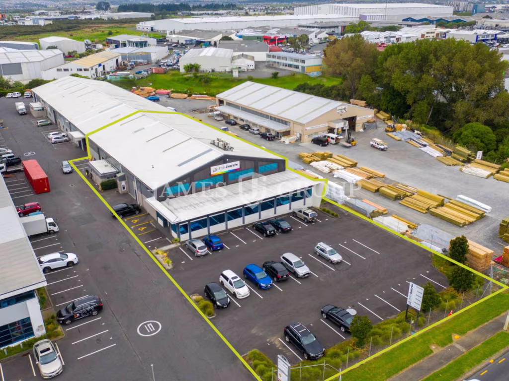 High Profile On East Tamaki Rd – 1,356sqm