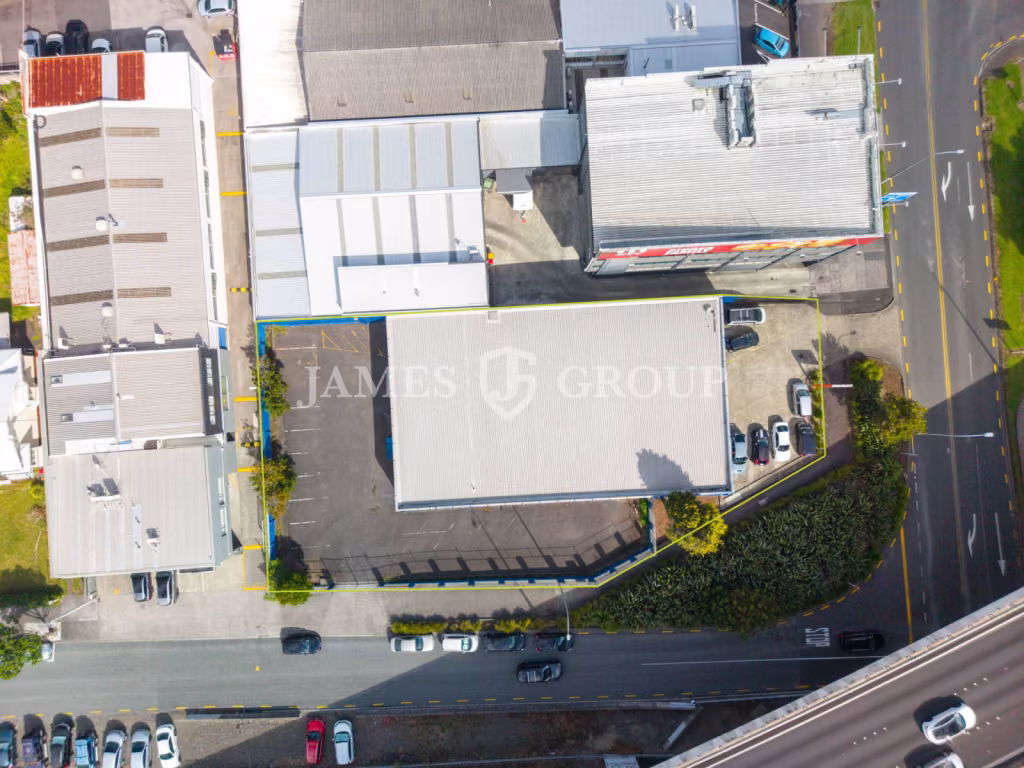 Rare Newmarket Corner Site With Profile | 22 Parks