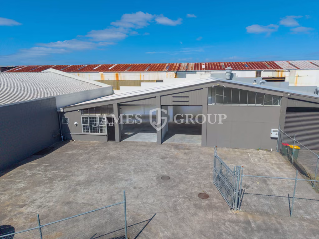 Refurbished Warehouse | Dual Access & Secure Yard