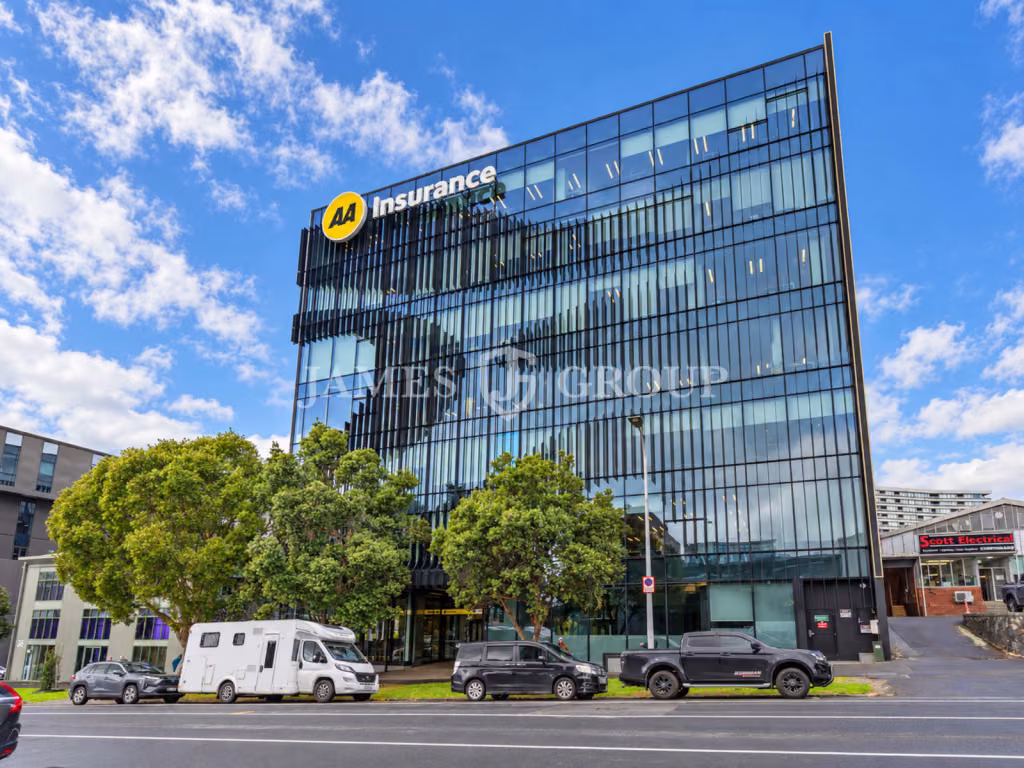 Well-presented Cbd Fringe Workspace