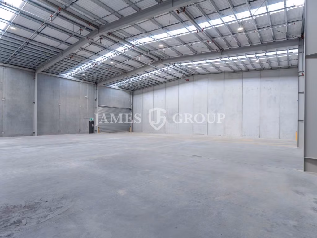 Modern 2,340m² Industrial In Prime Wiri Location