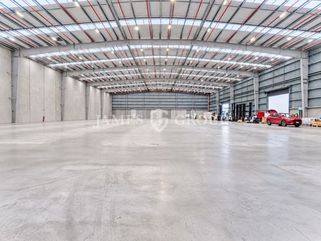 High Stud Airport Oaks Industrial Opportunity