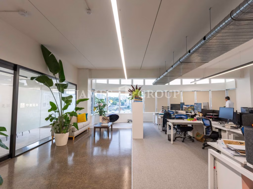 Bright & Shiny Newmarket Office