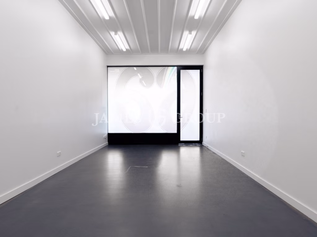 Polished Retail Space With Huge Street Presence