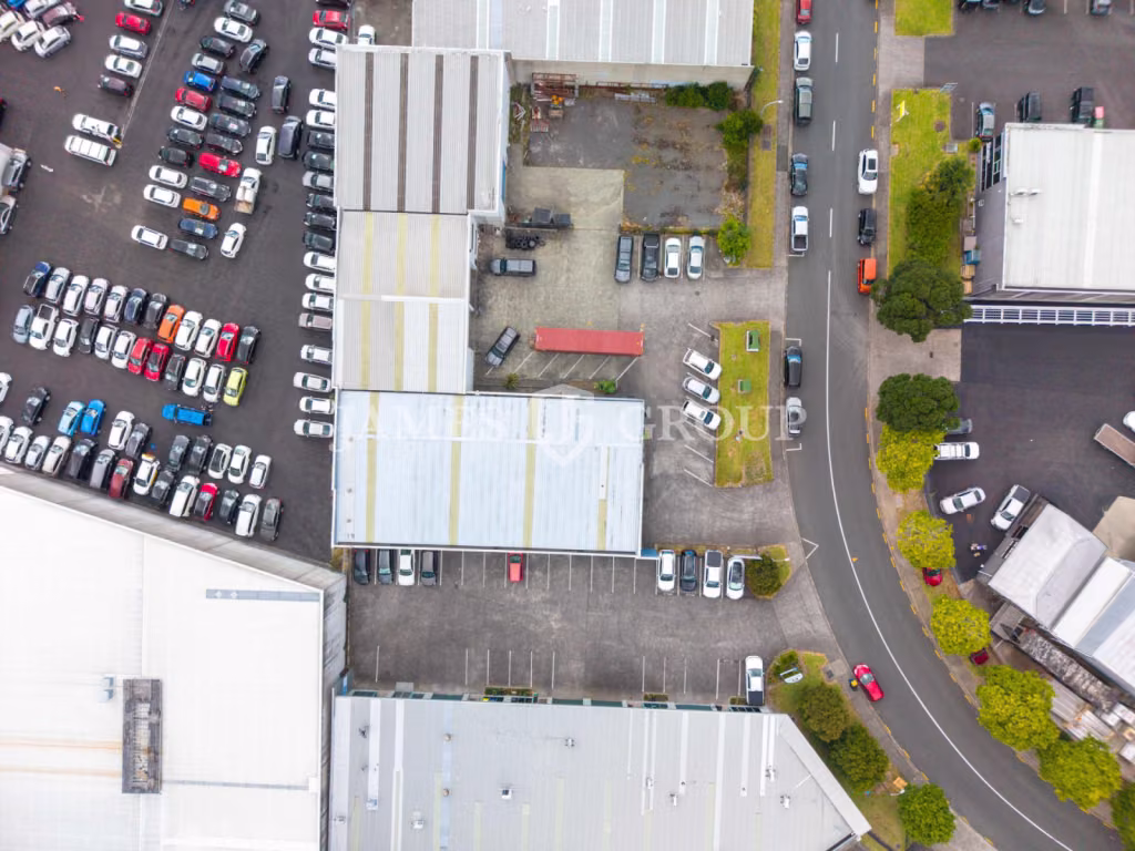 Prime Paramount Drive Warehouse & Yard