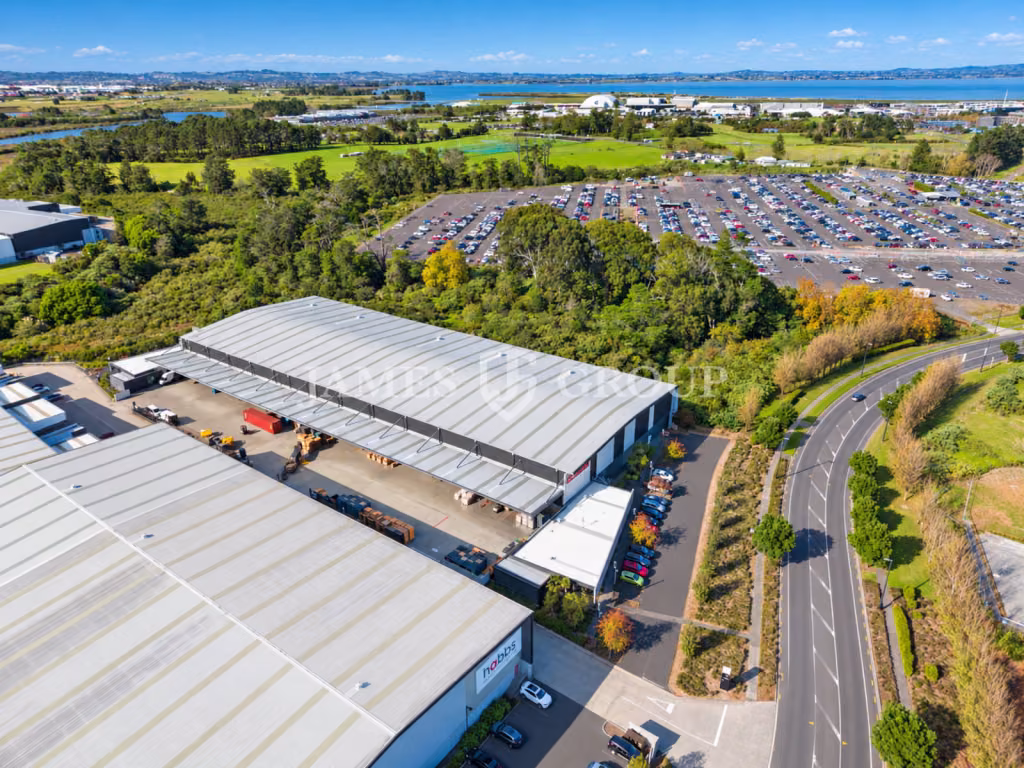 High Stud Airport Oaks Industrial Opportunity
