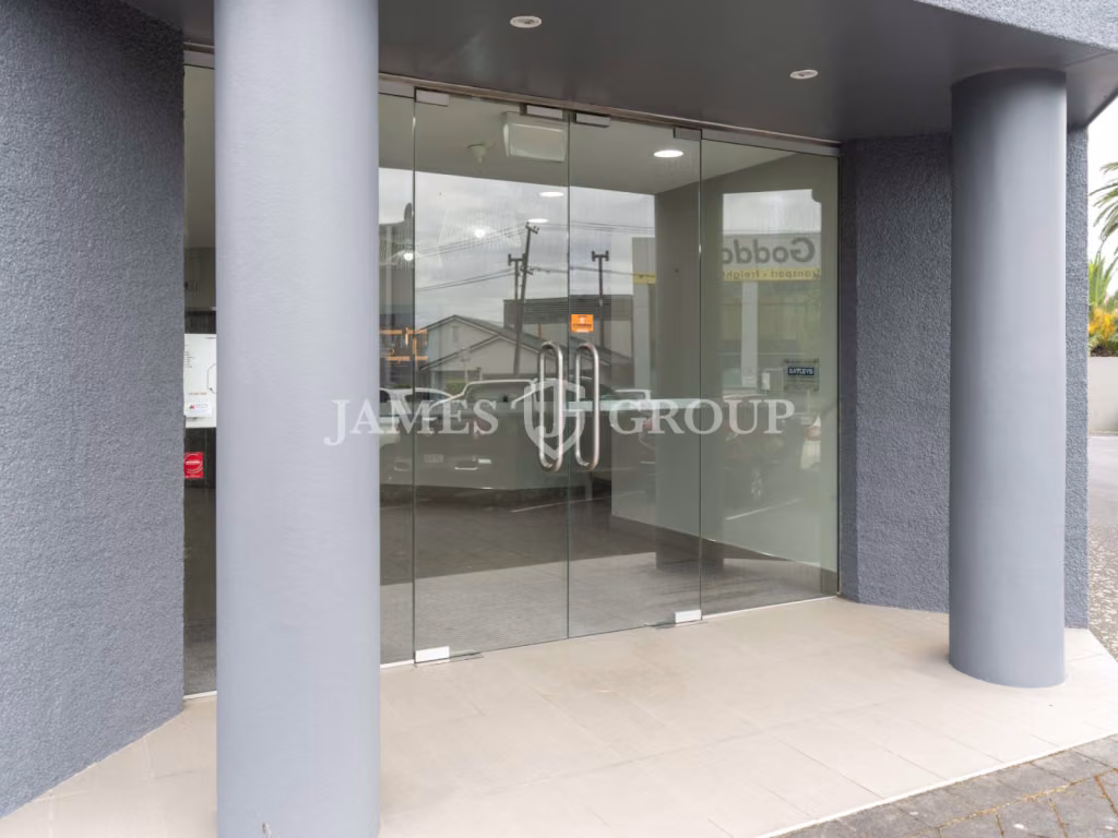 Prime 240m² Level 1 Office In Ellerslie