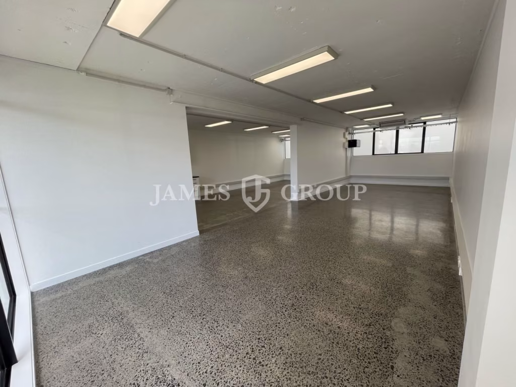 100m² Professional Office Or Medical Suite