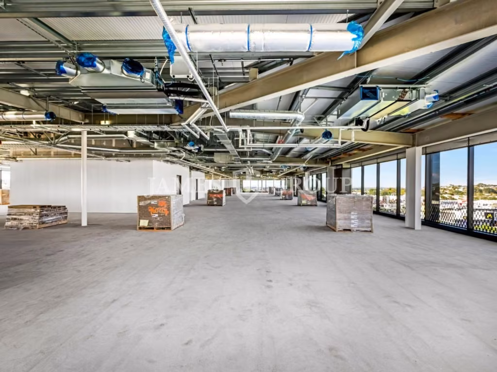 Premium Greenlane Office With Top-end Facilities