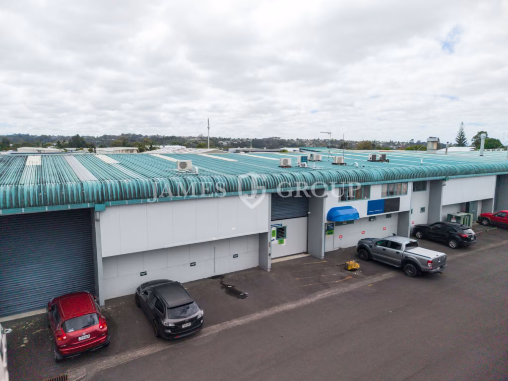 High Stud Henderson Warehouse + Mpi Approved Yard