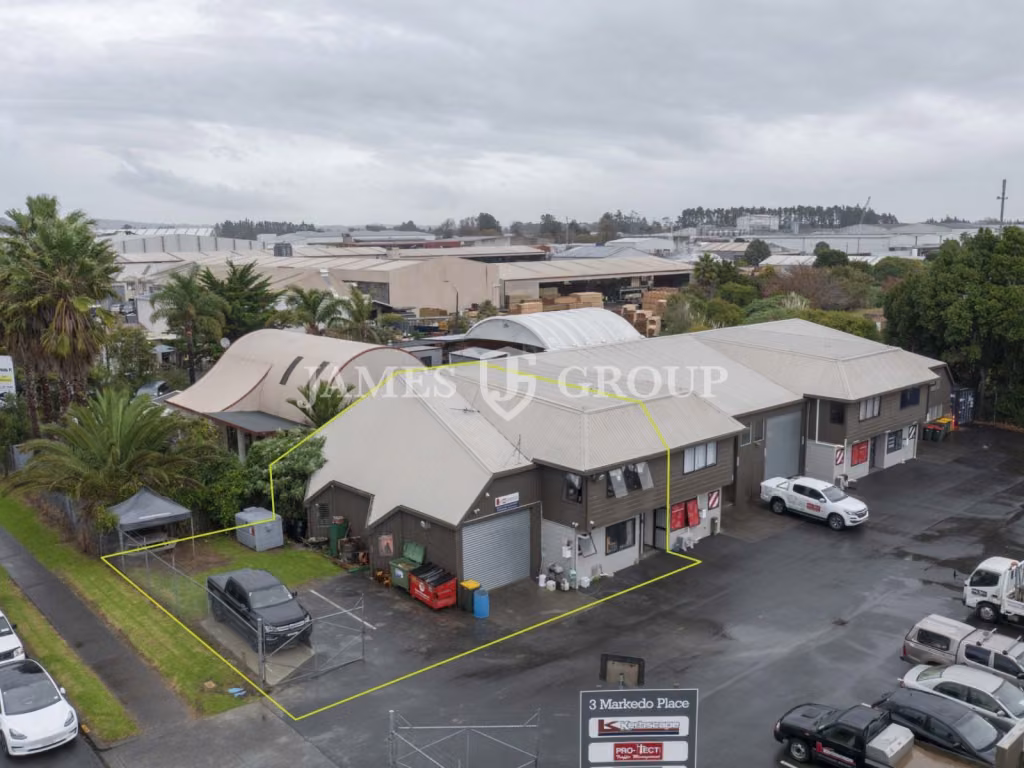 Rare Yard + Corner Profile | Papakura