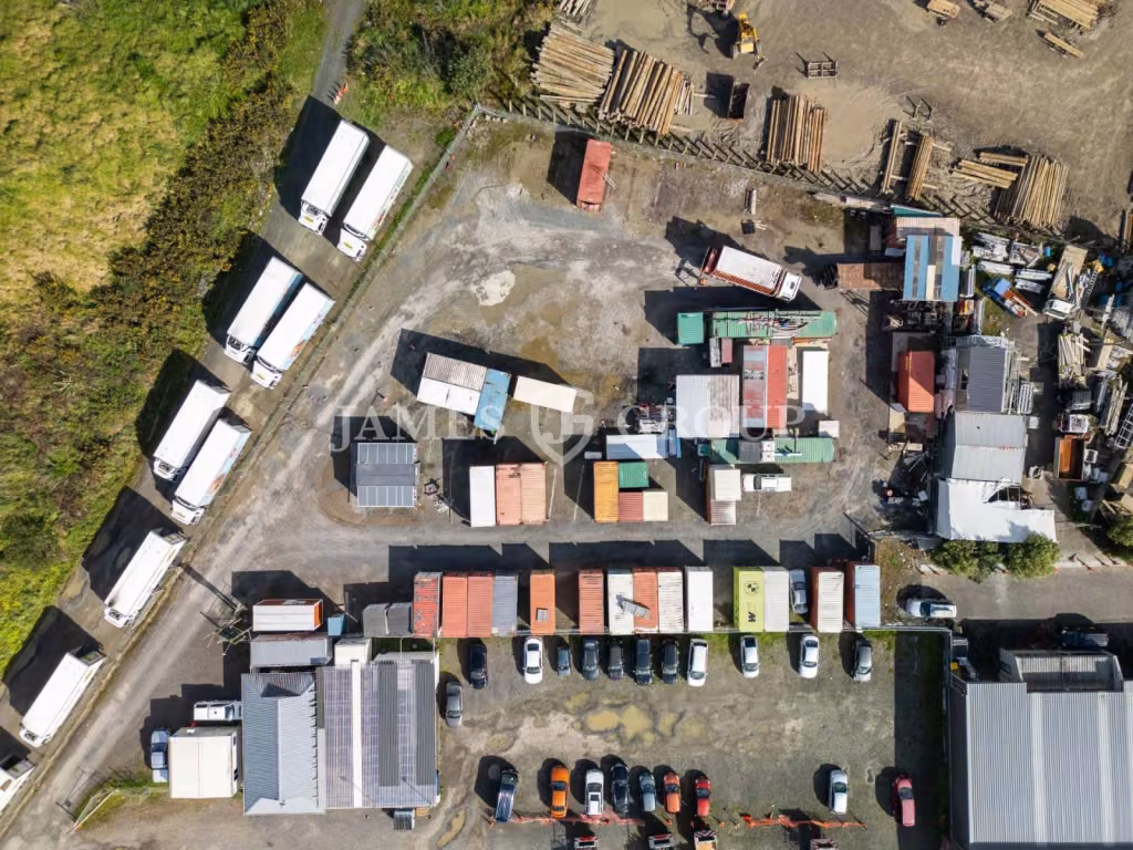 Full Serviced Henderson Yard | 3,033sqm