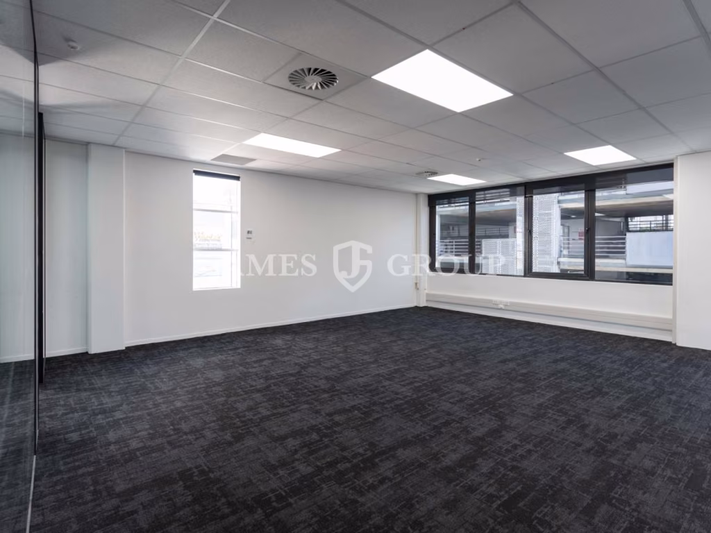 Modern Office With Full Fitout And Naming Rights