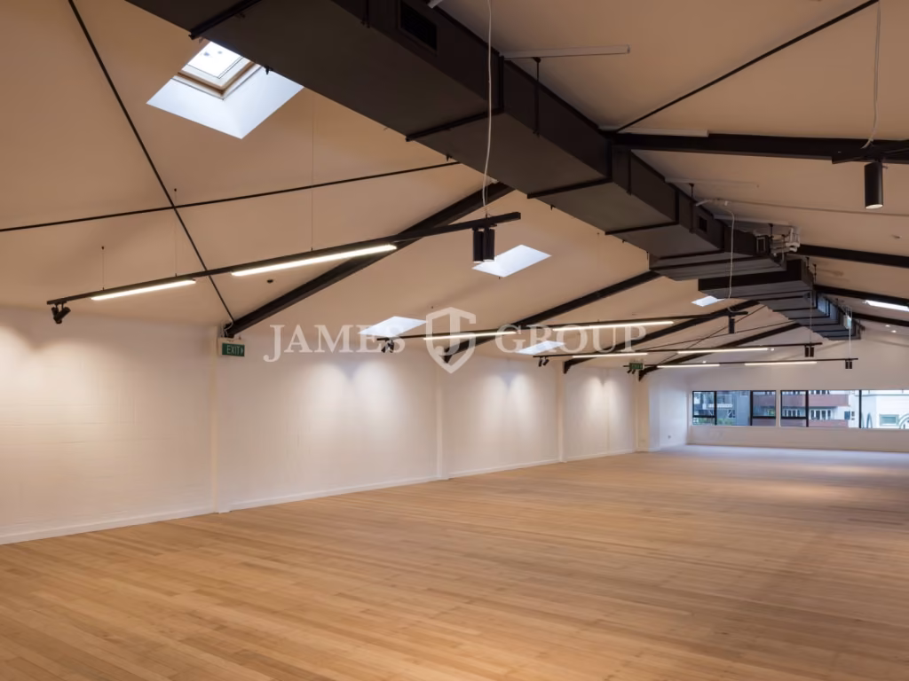 Refurbished Office And Warehouse In Prime Grafton