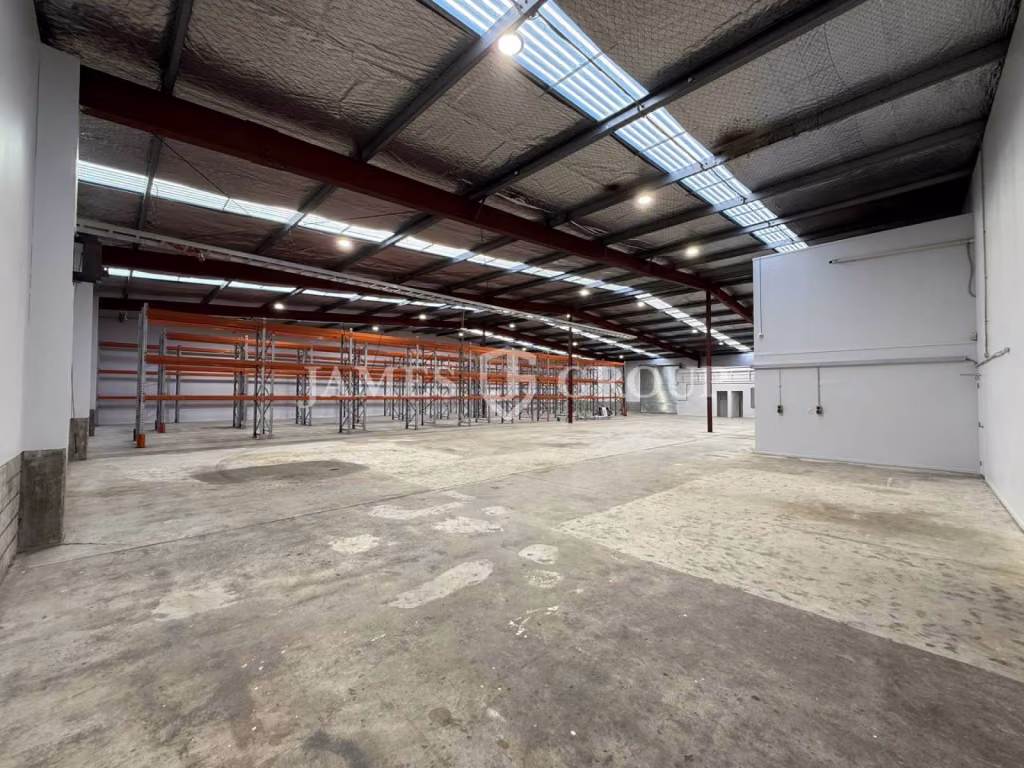 Versatile Industrial Warehouse | 1,502m²