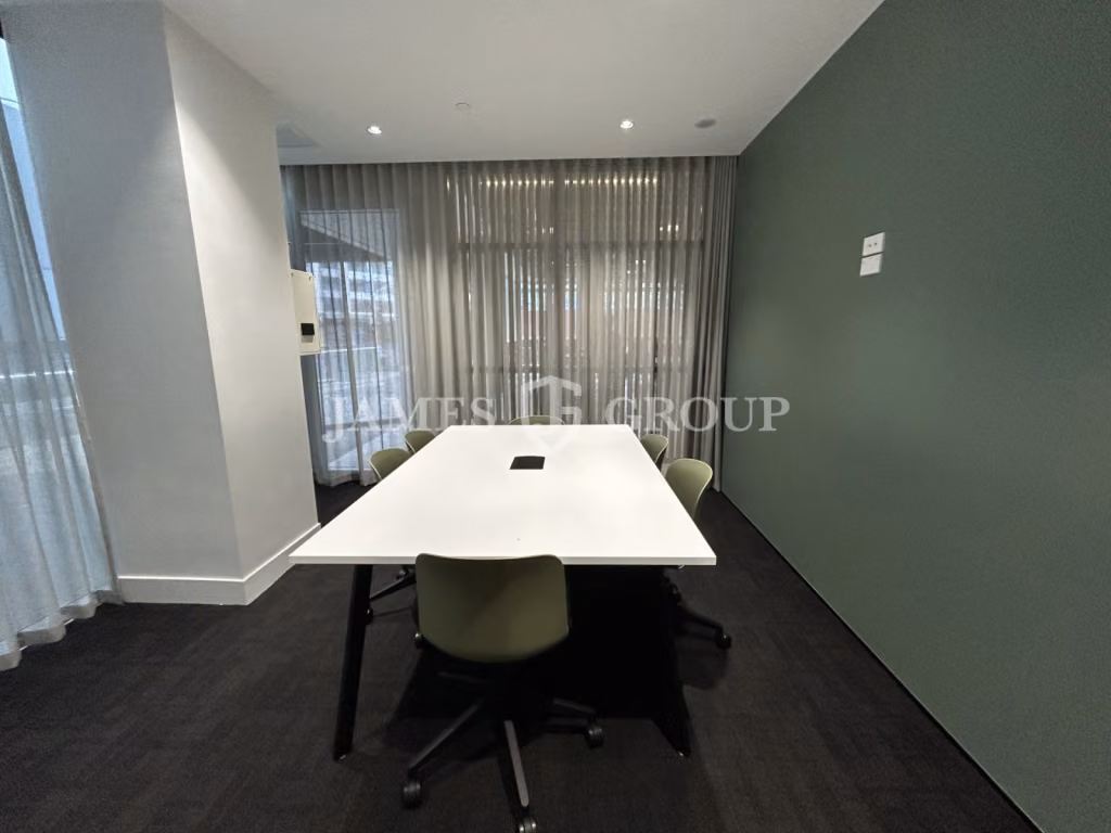 Spacious Ground Floor Office With End-of-trip