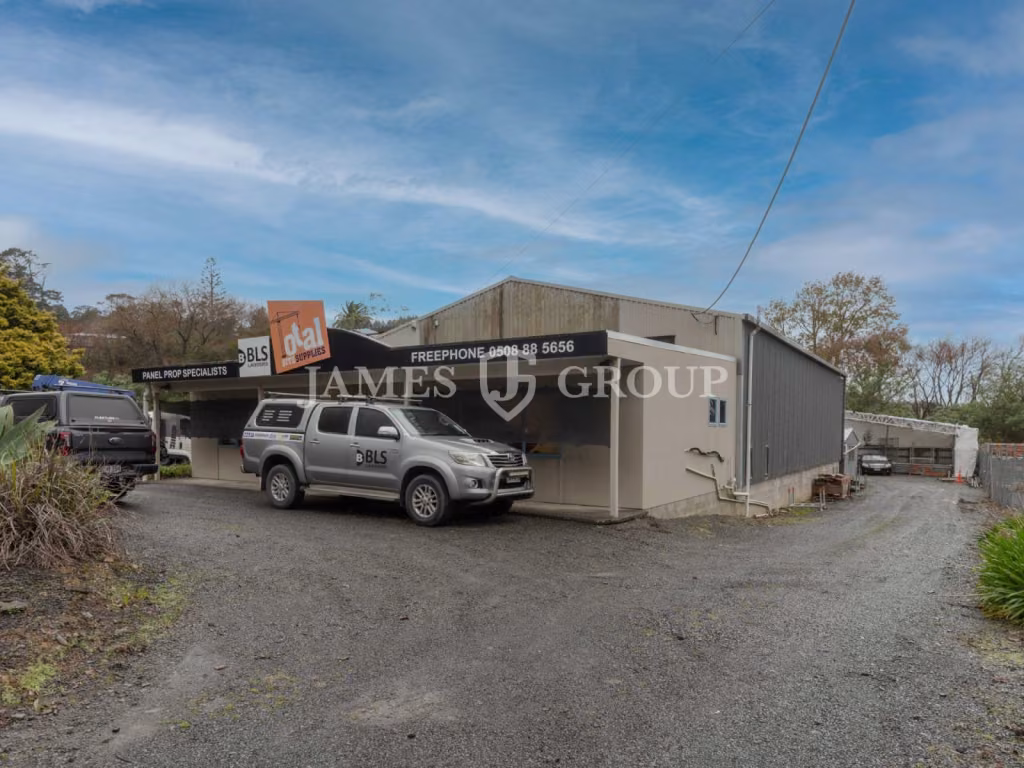 Yard-heavy Industrial With Drive-around Access