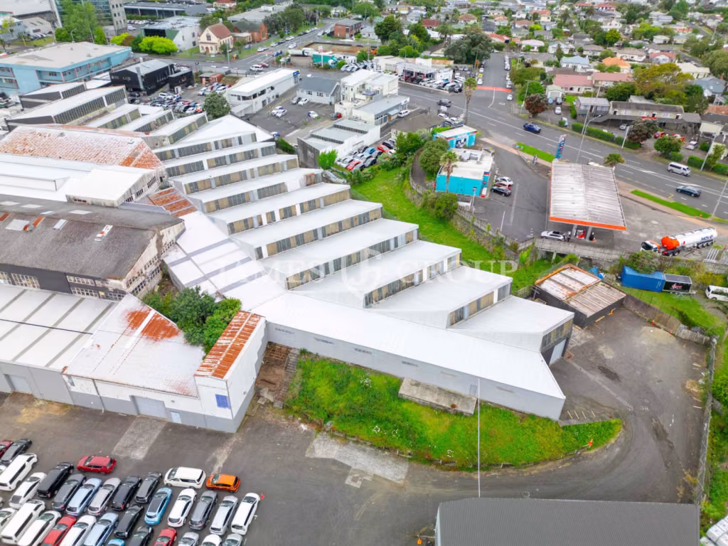 2,028sqm Cheap Warehouse With Short Term Options