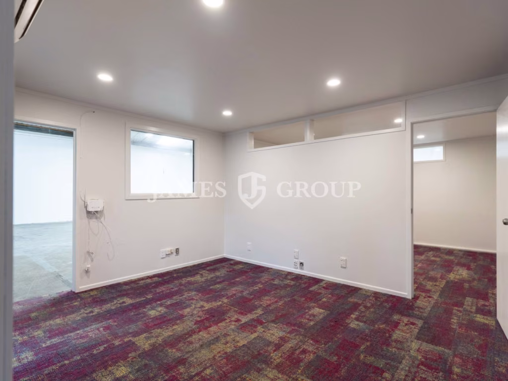 Onehunga Industrial | 270m² Warehouse