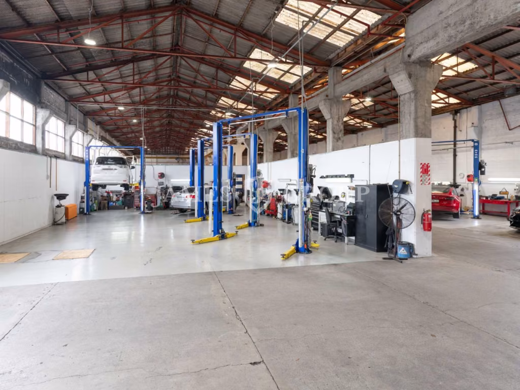 1,500sqm Warehouse & 1,000sqm Yard | For Lease