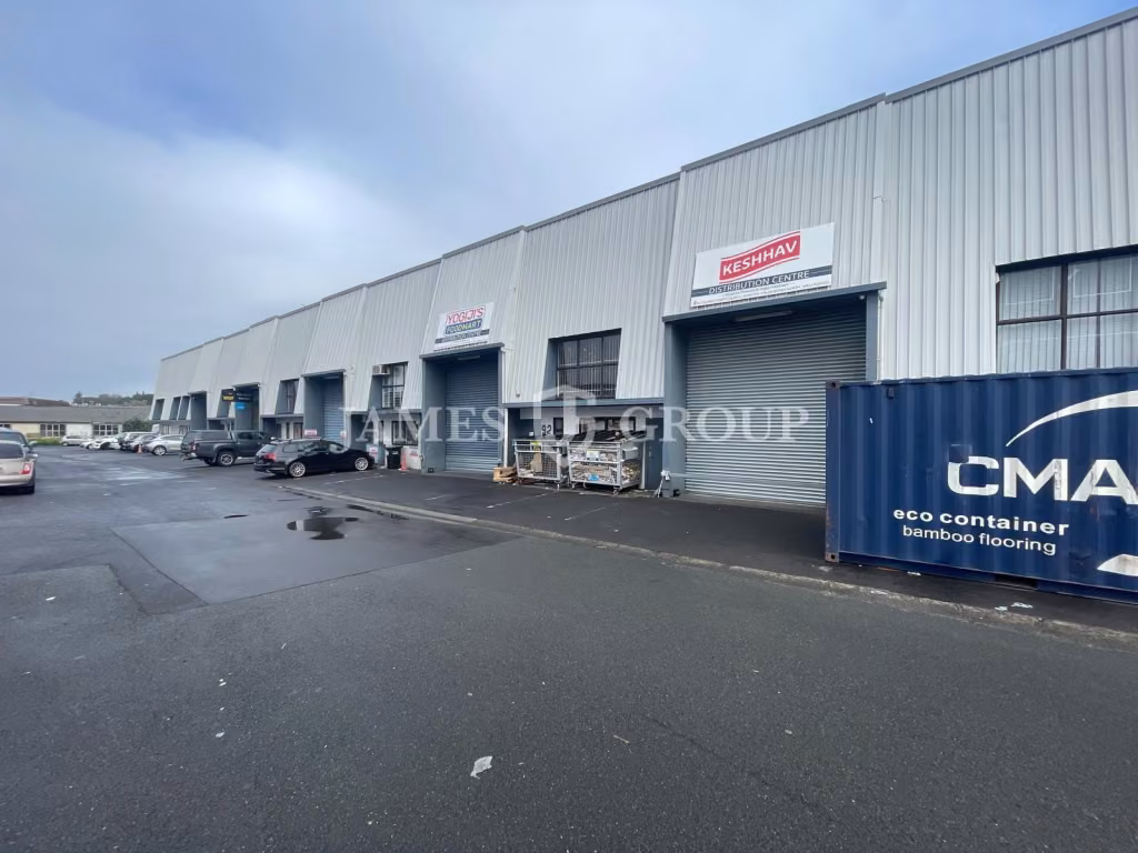 800m² High Stud Warehouse | 3 X Roller Doors