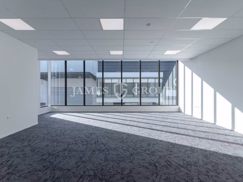 Near New Industrial | 12 Metre Stud Height
