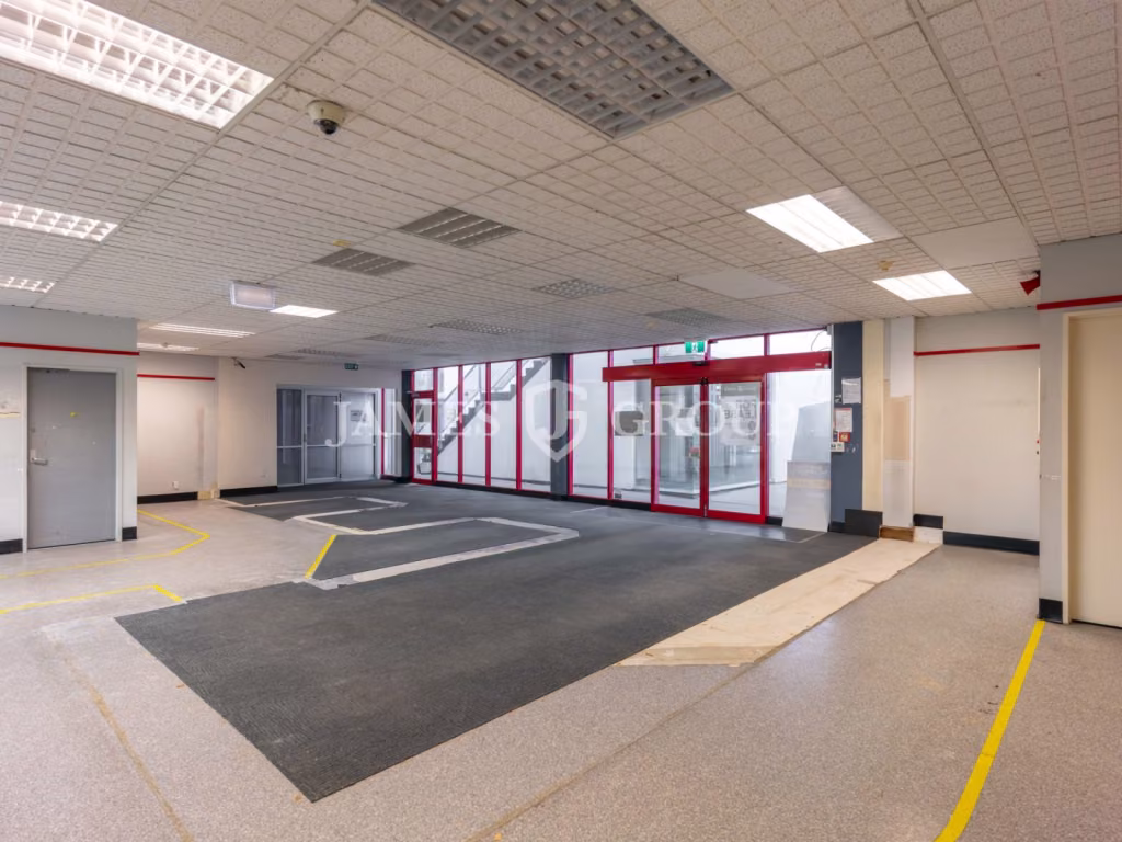 Roller Door Access In The Heart Of Parnell