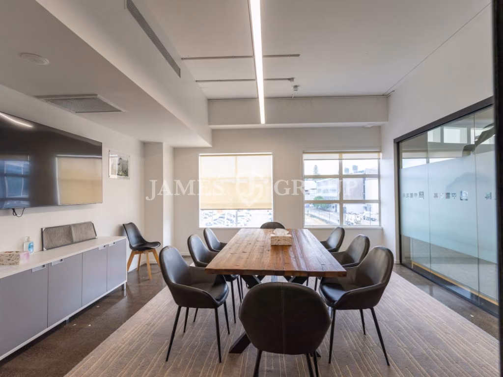 Bright & Shiny Newmarket Office