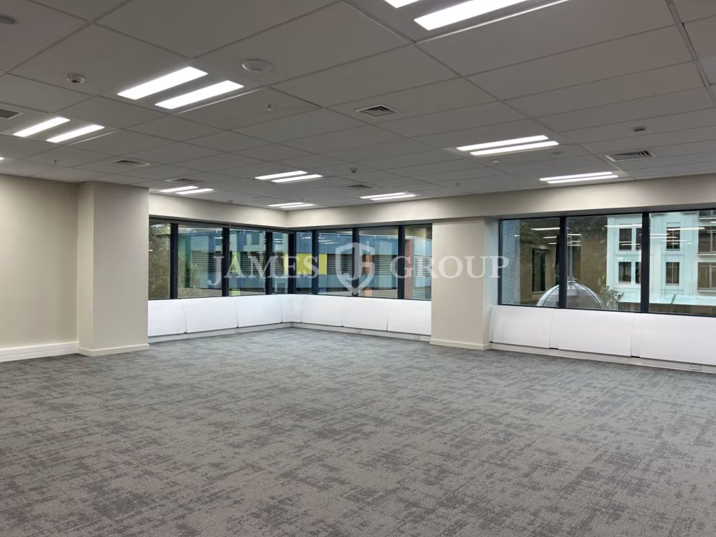 Modern Corner Office – Shortland Street