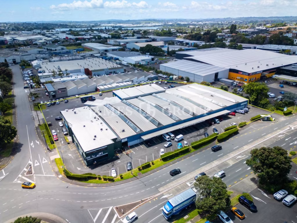 Large Scale Warehouse, Office & Massive Profile