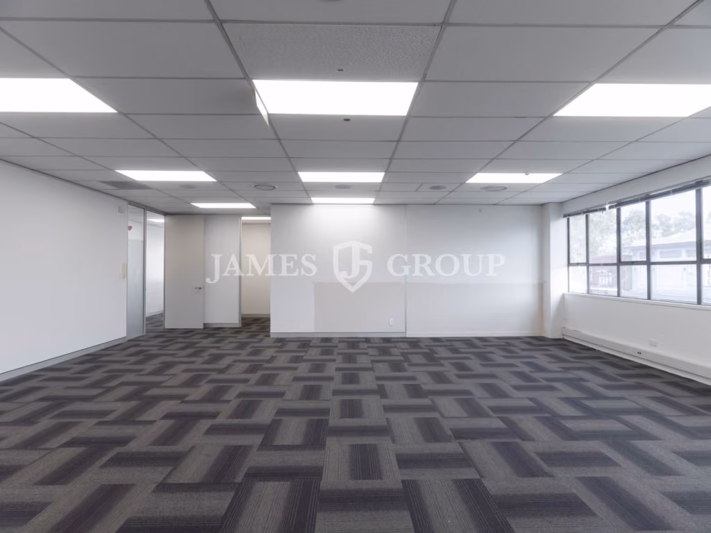 82m² Open-plan Office In Prime City Fringe Spot