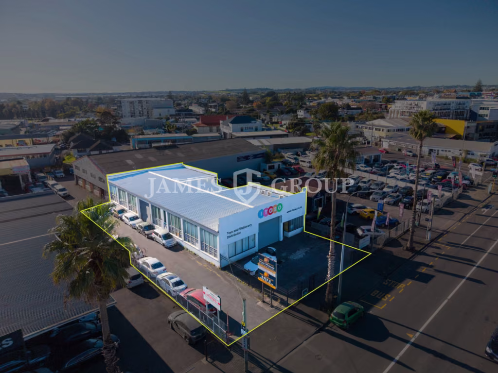 Prime Mixed-use Freehold Asset – Vacant Possession
