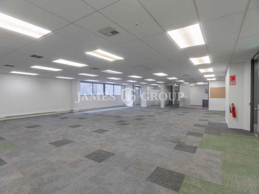 High Stud Warehouse + Modern Office In City Fringe