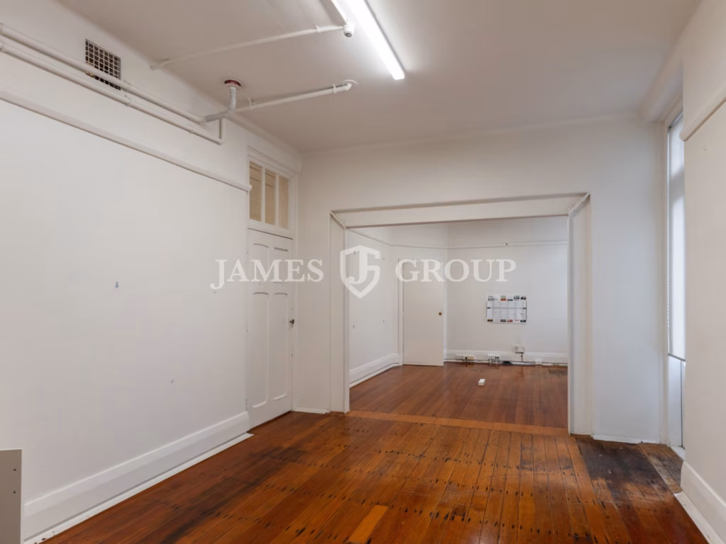 Versatile Ground Floor Space With Wooden Floors
