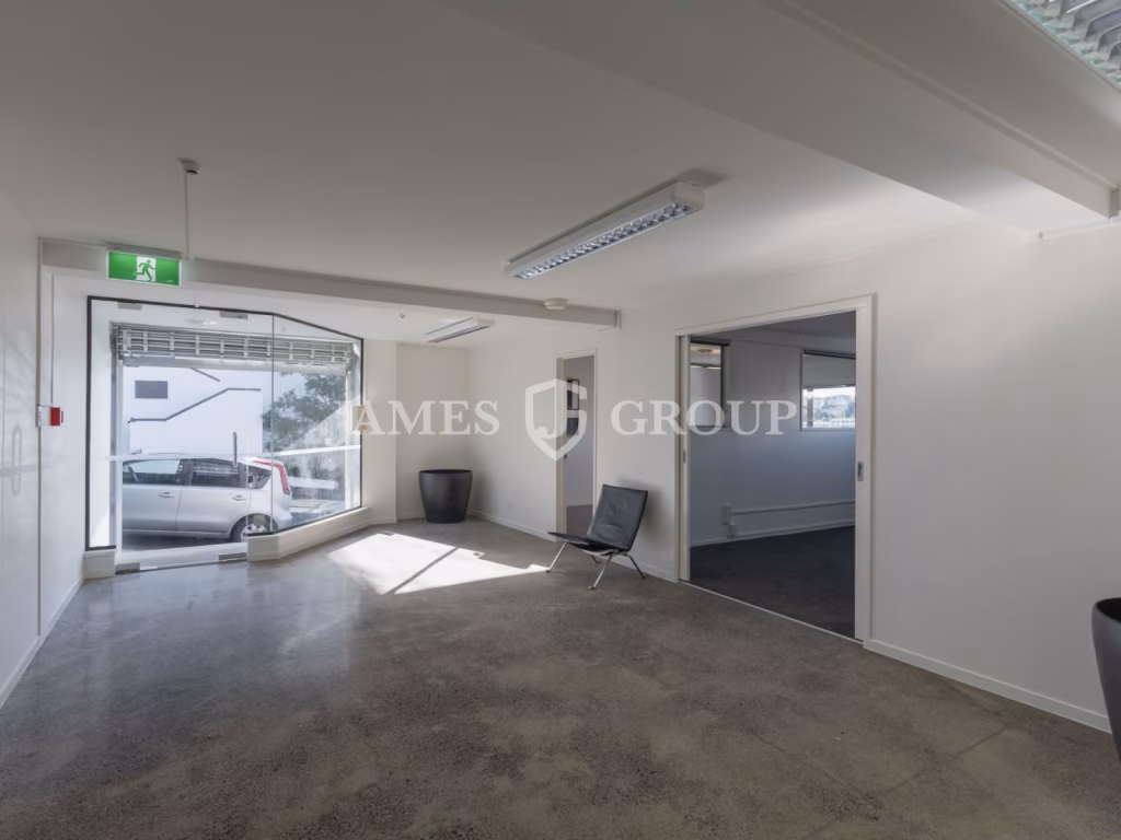 Versatile Corner Showroom | Grey Lynn