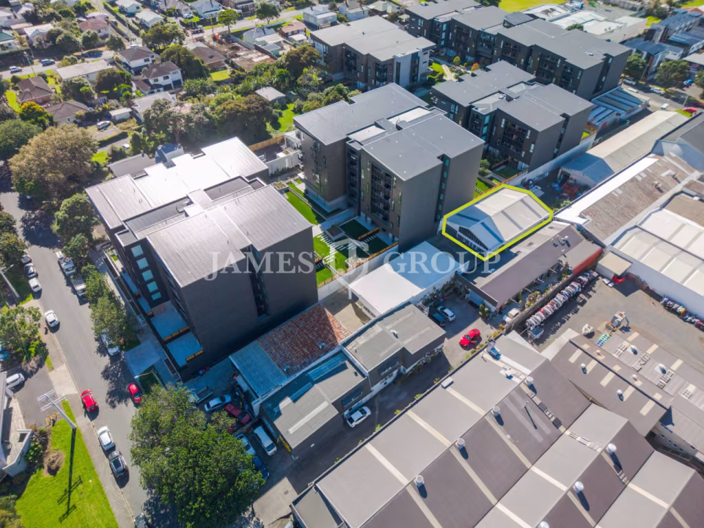 Onehunga Industrial | 270m² Warehouse