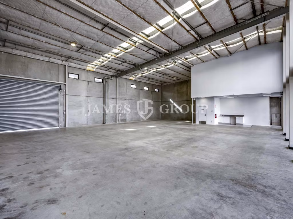 Road Front In Wiri | Gym Tenants Welcome!