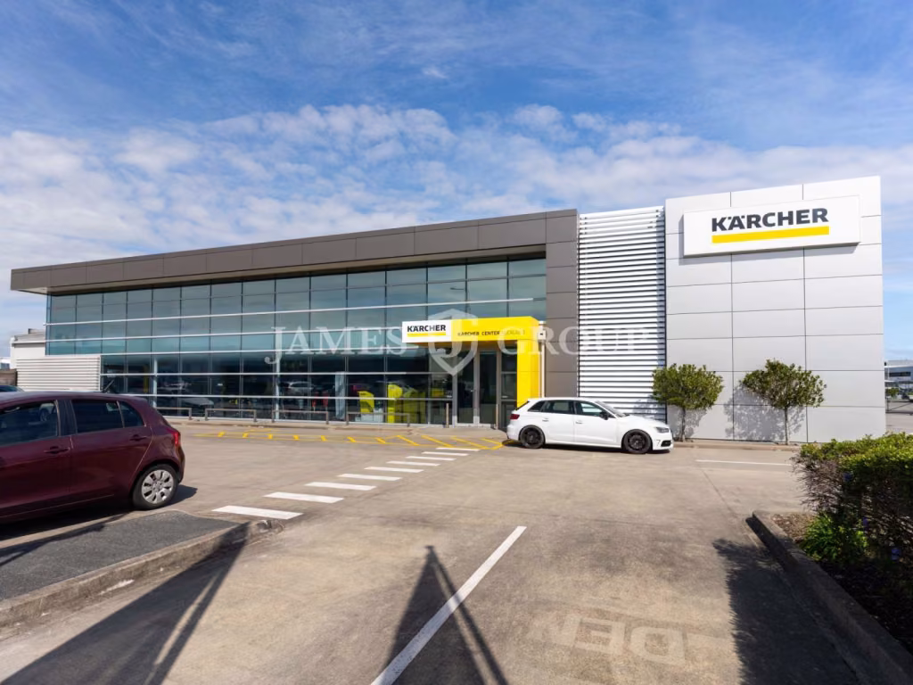 Prime East Tamaki Corner Site With Dual Access