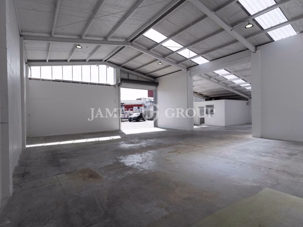 Refurbished Warehouse | Dual Access & Secure Yard